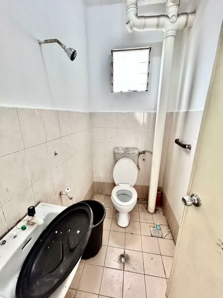 Taman Seri Setanggi untuk Untuk Dijual - RM 280,000, Mac 2026 - Bathroom - PropertyGuru.com.my