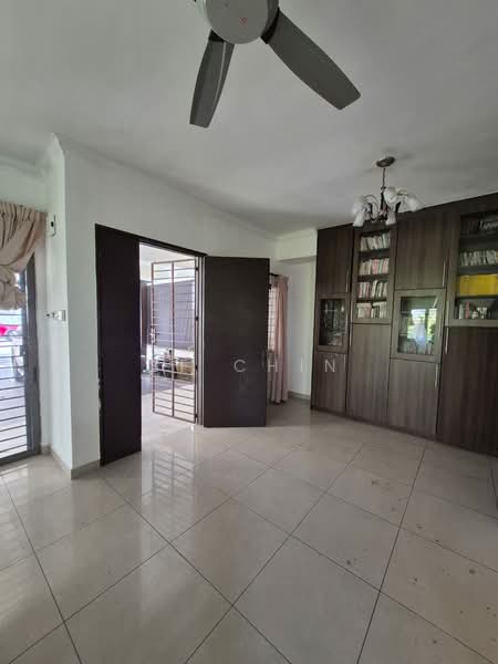 2.5-storey Terraced House for Sale in Puchong (Selangor) - SF Chin - Living Room - PropertyGuru.com.my