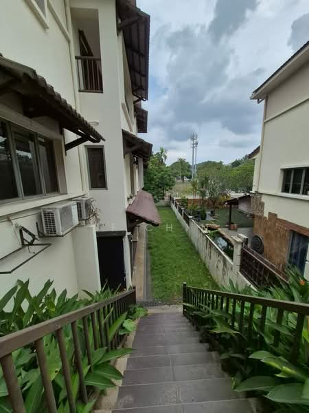 2.5-storey Terraced House for Sale in Puchong (Selangor) - SF Chin - Exterior - PropertyGuru.com.my