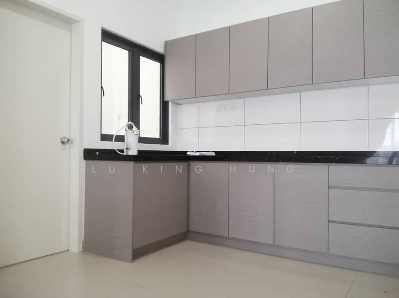 Parkhill Residence untuk Untuk Disewa - RM 2,900 /bulan, Mac 2026 - Kitchen - PropertyGuru.com.my