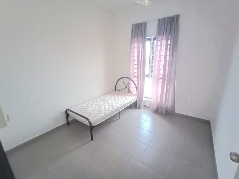 Condominium for Sale at Residensi Aman - Muhammad Zhariff Nasharudin - Bedroom - PropertyGuru.com.my