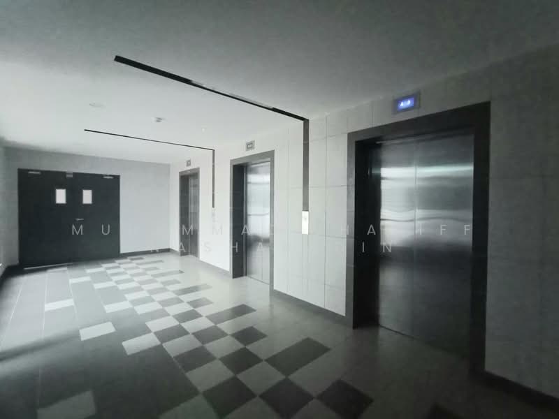 Condominium for Sale at Residensi Aman - Muhammad Zhariff Nasharudin - Corridor - PropertyGuru.com.my