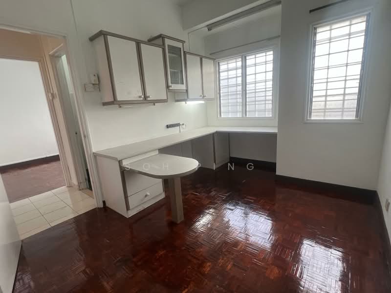 Usj 9 untuk Untuk Dijual - RM 950,000, Mac 2026 - Kitchen - PropertyGuru.com.my