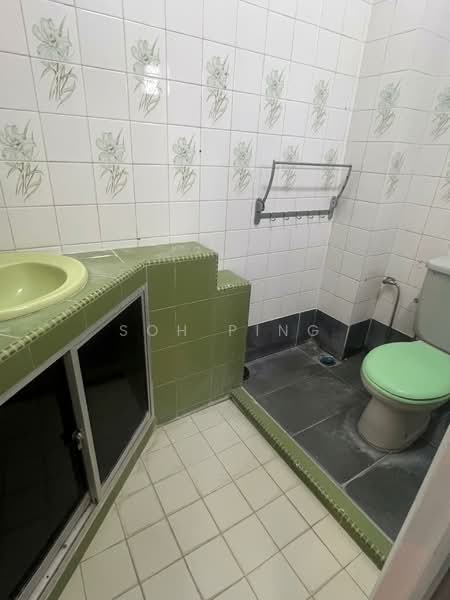 Usj 9 untuk Untuk Dijual - RM 950,000, Mac 2026 - Bathroom - PropertyGuru.com.my