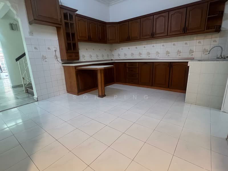 Usj 9 untuk Untuk Dijual - RM 950,000, Mac 2026 - Kitchen - PropertyGuru.com.my