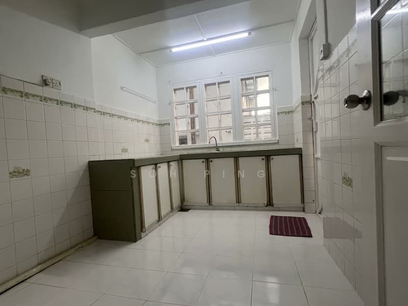 Usj 9 untuk Untuk Dijual - RM 950,000, Mac 2026 - Kitchen - PropertyGuru.com.my