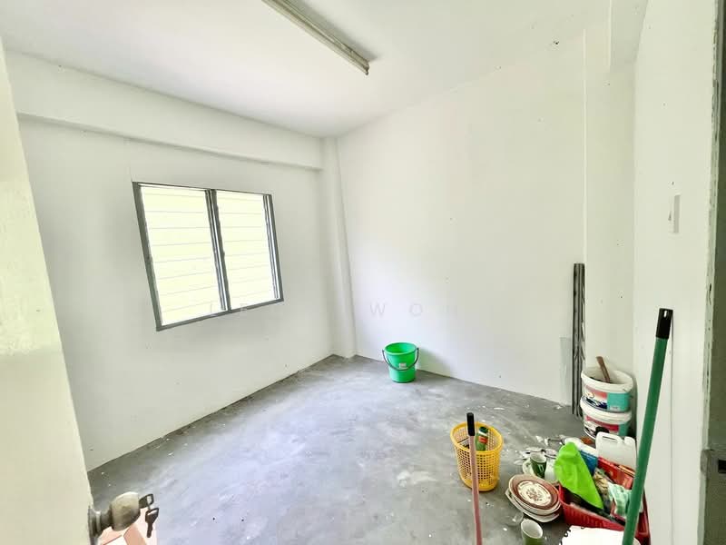 Taman Setia Rawang Flat untuk Untuk Dijual - RM 130,000, Mac 2026 - Interior - PropertyGuru.com.my