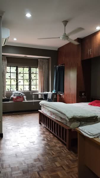 Usj 16 untuk Untuk Dijual - RM 1,050,000, Mac 2026 - Bedroom - PropertyGuru.com.my