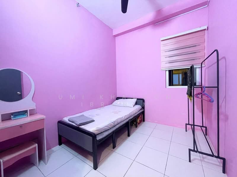 Service Residence for Rent at Kita Impian @ Cybersouth - Umi Khalsom Ibrahim - Bedroom - PropertyGuru.com.my