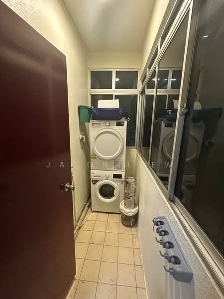 Condominium for Rent at Pearl Avenue - Jason Liew - Balcony - PropertyGuru.com.my