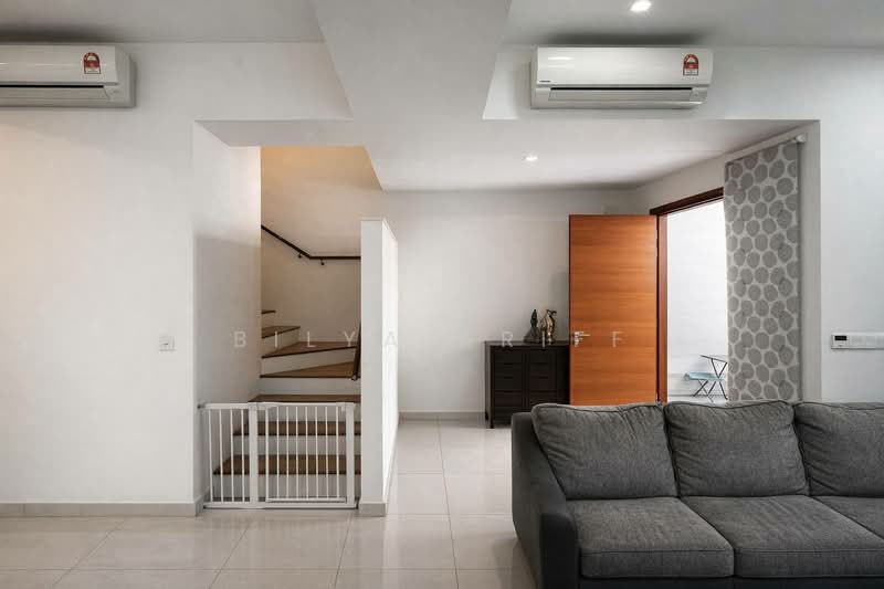 Parkfield Residences untuk Untuk Dijual - RM 800,000, Mac 2026 - Living Room - PropertyGuru.com.my