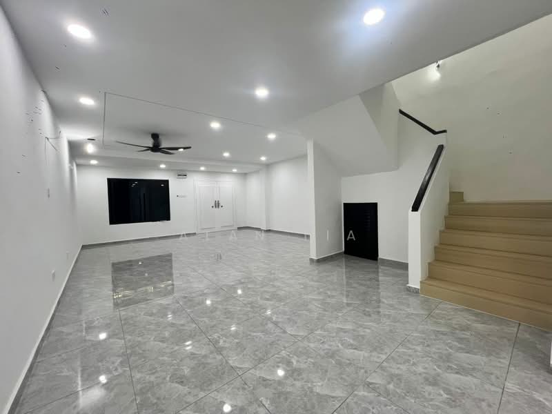 2-storey Terraced House for Sale in Taman Desa Cemerlang (Ulu Tiram) - Alan Tia - PropertyGuru.com.my