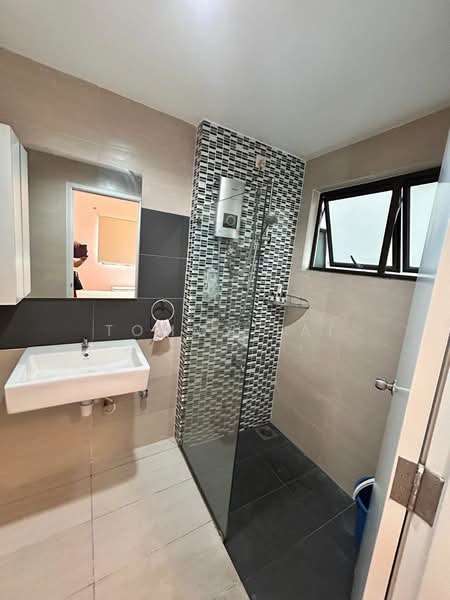 Condominium for Rent at Ujana Executive Apartment - Tommy Tai - Bathroom - PropertyGuru.com.my