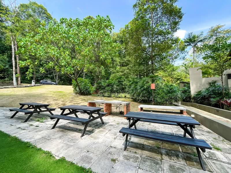 Townhouse for Sale in Seri Kembangan (Selangor) - N. Melisa - Exterior - PropertyGuru.com.my