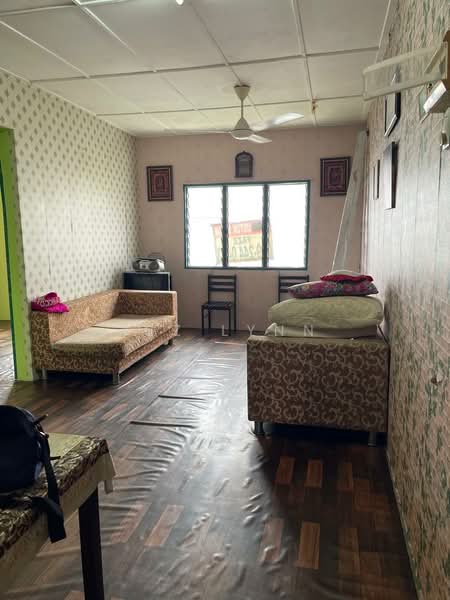 Flat for Sale at Flat Taman Pelangi Indah - Isz Lynn - Living Room - PropertyGuru.com.my