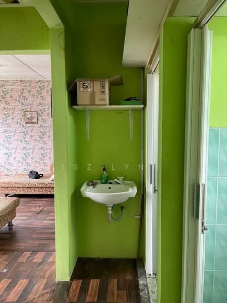 Flat for Sale at Flat Taman Pelangi Indah - Isz Lynn - Interior - PropertyGuru.com.my