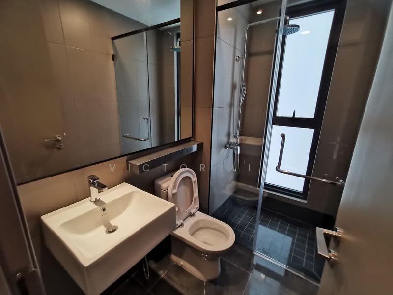 Service Residence for Rent at Bloomsvale Menara Vista Petaling - Victor Lim - Bathroom - PropertyGuru.com.my