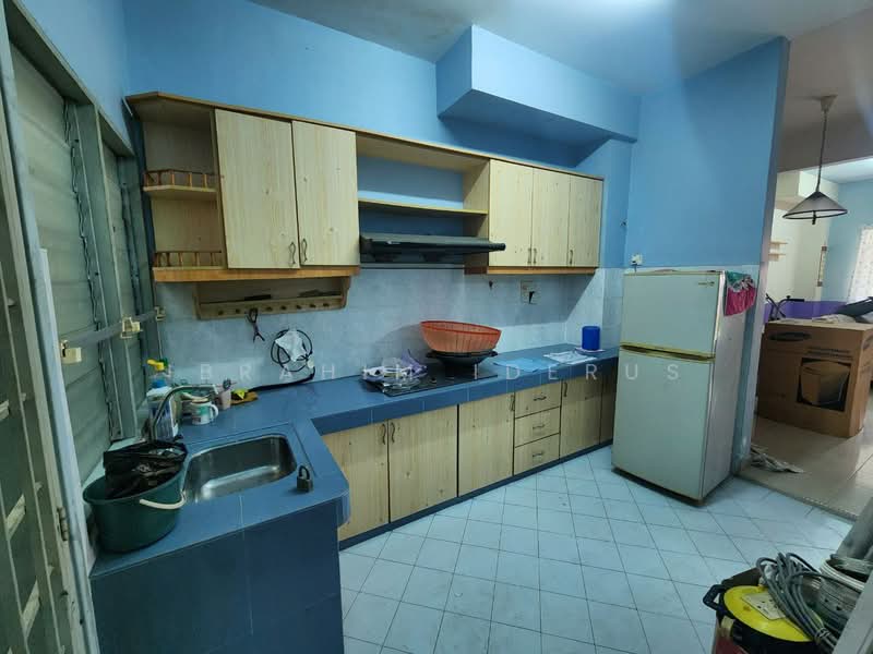 Green Valley @ Bandar Tasik Puteri untuk Untuk Dijual - RM 340,000, Apr 2026 - Kitchen - PropertyGuru.com.my