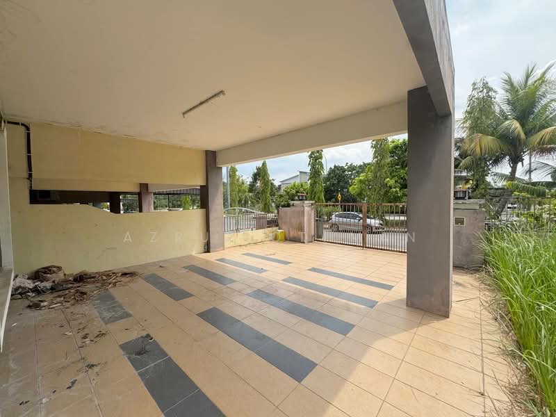2-storey Terraced House for Sale in Sikamat (Negeri Sembilan) - Azrul Othman - Exterior - PropertyGuru.com.my