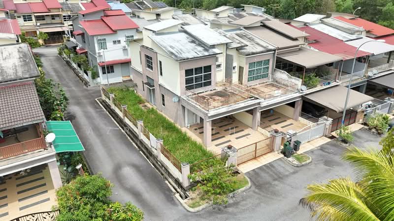 2-storey Terraced House for Sale in Sikamat (Negeri Sembilan) - Azrul Othman - Exterior - PropertyGuru.com.my