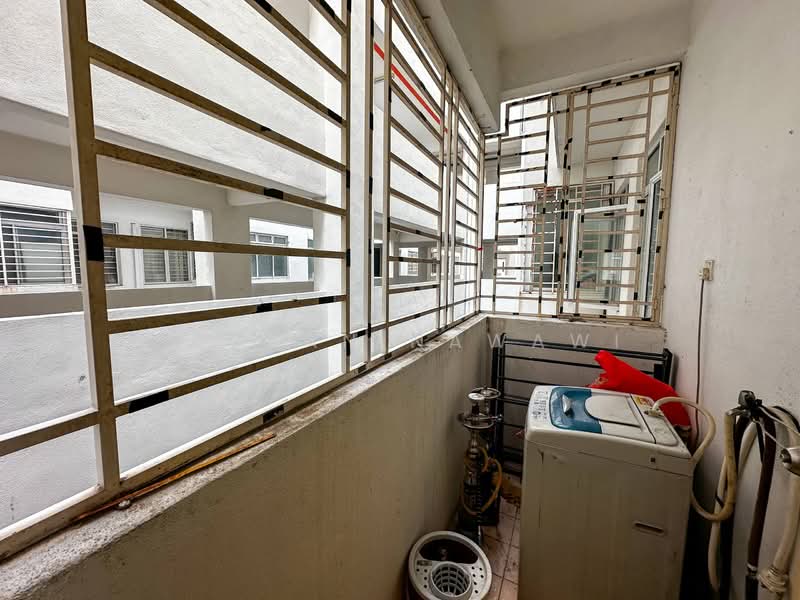 Condominium for Sale at Pearl Avenue - Fauran Nawawi - PropertyGuru.com.my