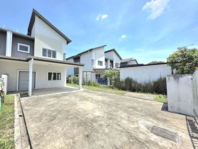 Semi-Detached House for Sale in Klang (Selangor) - Fauran Nawawi - PropertyGuru.com.my