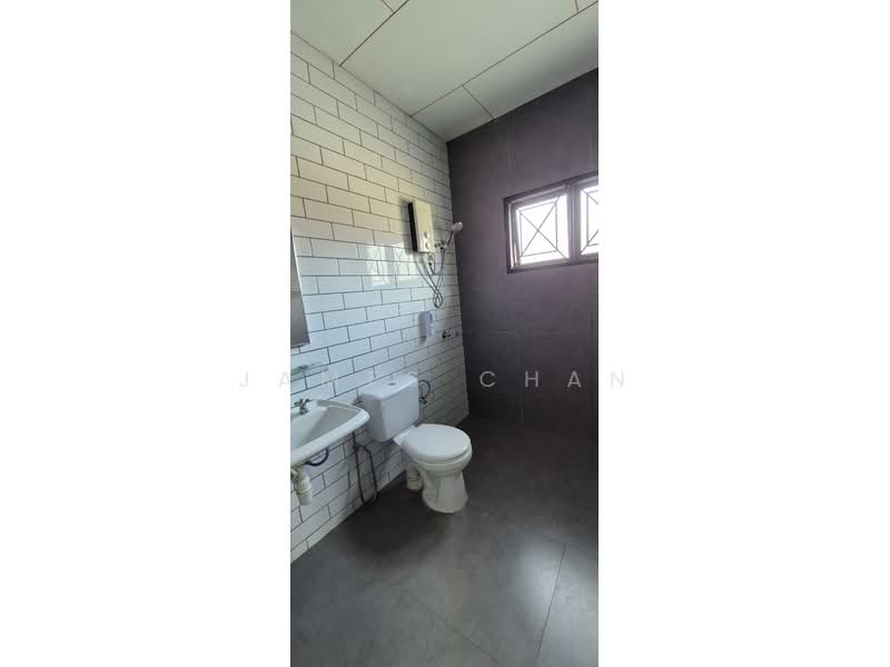 Bungalow for Sale in Alor Gajah (Melaka) - James Chan - Bathroom - PropertyGuru.com.my