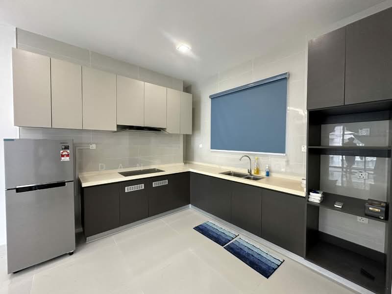 Kondominium untuk Dijual di Amberside @ Country Garden Danga Bay - Daniel Yong - Kitchen - PropertyGuru.com.my