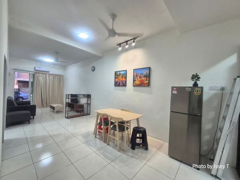 1-storey Terraced House for Rent in Ipoh (Perak) - Ms Yong - Living Room - PropertyGuru.com.my
