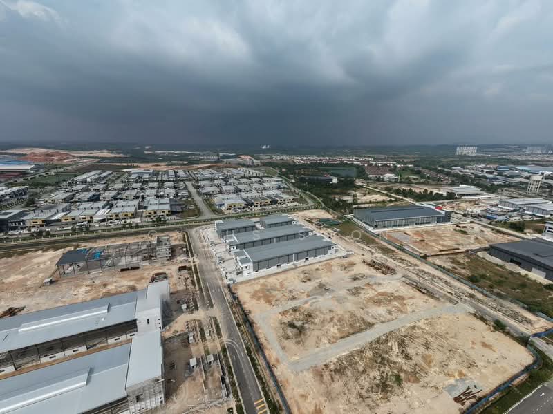 Semi-D Factory for Sale in Puncak Alam (Selangor) - Cyrus Soon - Exterior - PropertyGuru.com.my