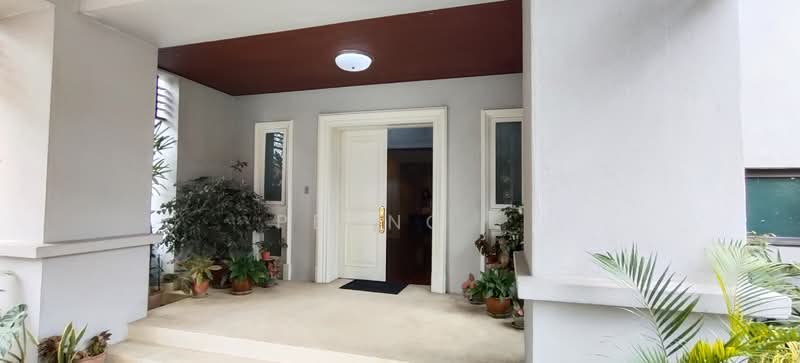 Bungalow for Rent in Taman U Thant (Ampang) - Peong . - Entrance - PropertyGuru.com.my