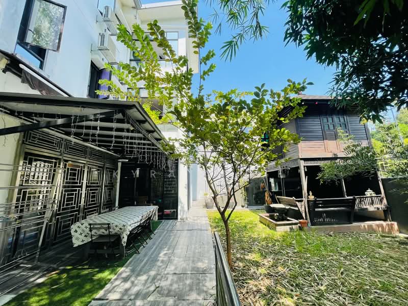 Semi-Detached House for Sale in Kajang (Selangor) - Kyra Afnee - Exterior - PropertyGuru.com.my