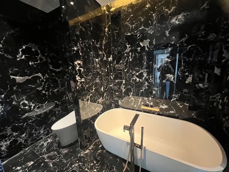 Four Seasons Place untuk Untuk Dijual - RM 7,600,000, Mac 2026 - Bathroom - PropertyGuru.com.my