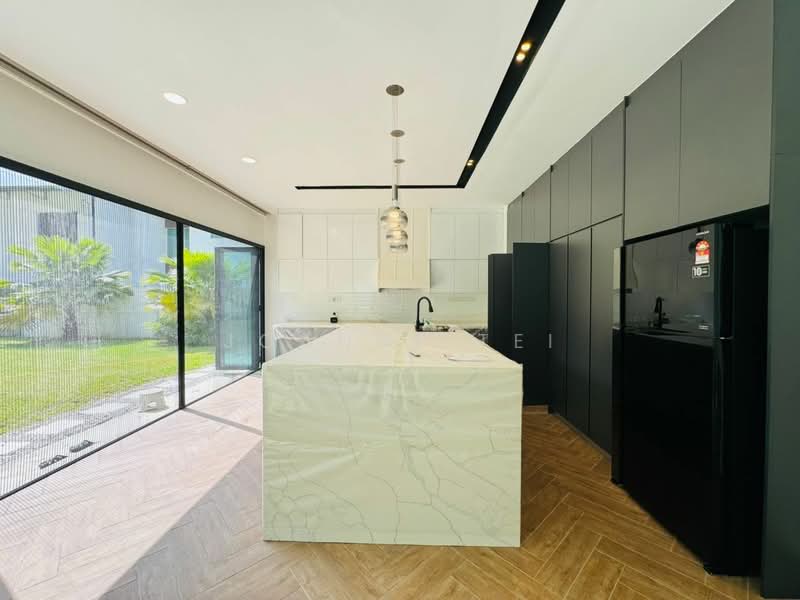 Semi-Detached House for Sale in Cyberjaya (Selangor) - Joanne Tei - Kitchen - PropertyGuru.com.my