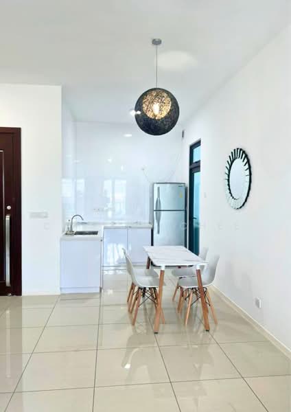 Queens Residences Q2 @ Queens Waterfront untuk Untuk Disewa - RM 3,800 /bulan, Mac 2026 - Kitchen - PropertyGuru.com.my