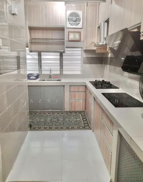 U12, Taman Desa Alam untuk Untuk Dijual - RM 600,000, Mac 2026 - Kitchen - PropertyGuru.com.my