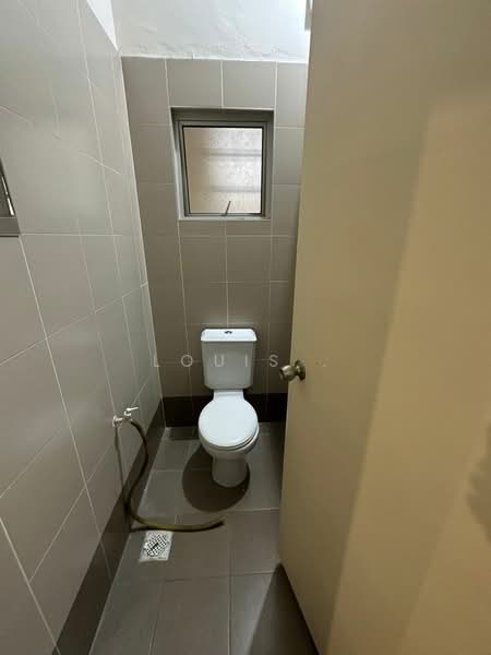 Shop / Office for Sale in Cheras (Kuala Lumpur) - Louis . - Bathroom - PropertyGuru.com.my