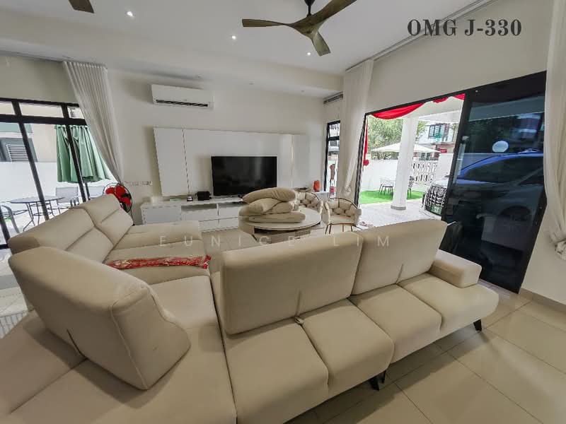 Semi-Detached House for Sale in Setia Utama (Setia Alam) - Eunice Lim - Living Room - PropertyGuru.com.my