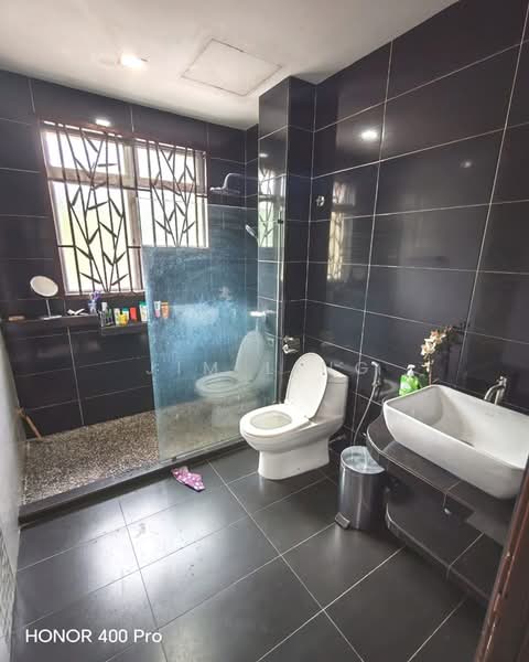 Kota Kemuning untuk Untuk Dijual - RM 800,000, Mac 2026 - Bathroom - PropertyGuru.com.my