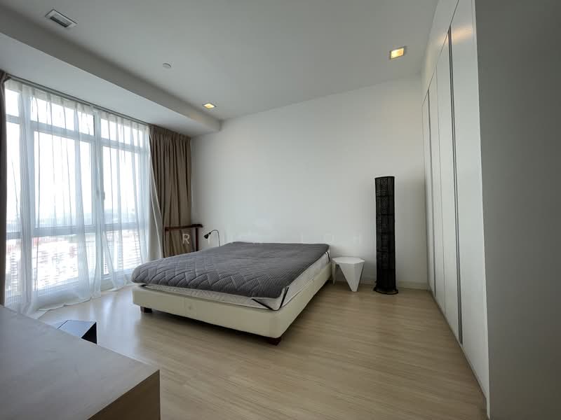 Camellia Serviced Suites untuk Untuk Disewa - RM 2,800 /bulan, Apr 2026 - Master Bedroom - PropertyGuru.com.my