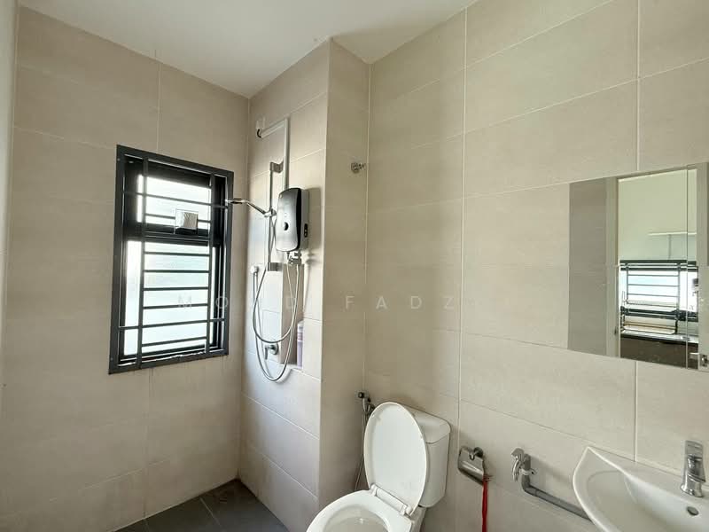 Terraced House for Sale in Shah Alam (Selangor) - Mohd Fadzli - Bathroom - PropertyGuru.com.my