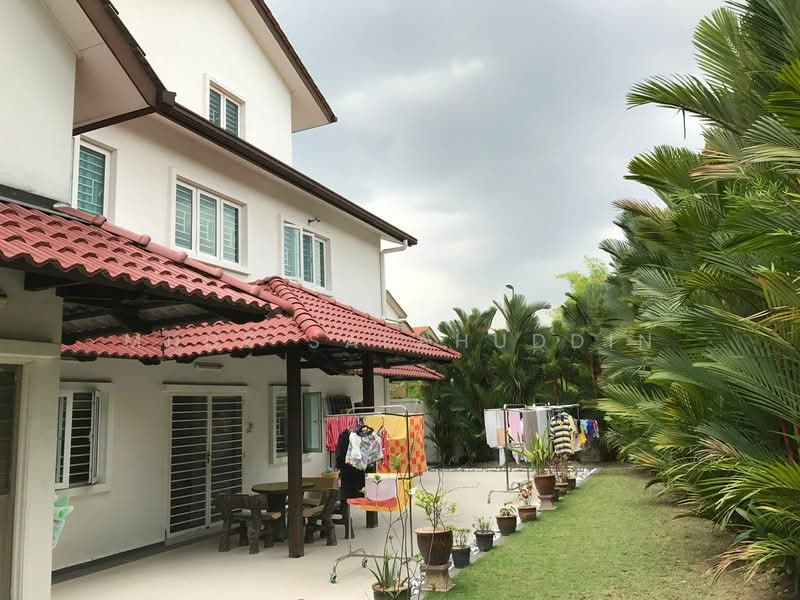 2.5-storey Terraced House for Sale in Seksyen 9, Bandar Kinrara (Puchong) - Mudz Salahuddin - Exterior - PropertyGuru.com.my