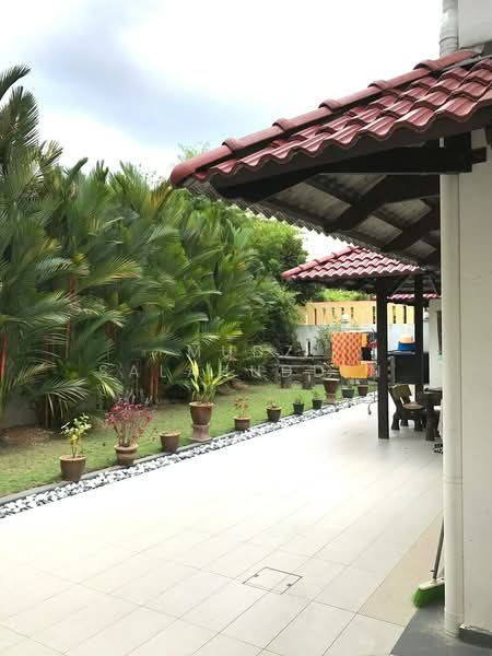 2.5-storey Terraced House for Sale in Seksyen 9, Bandar Kinrara (Puchong) - Mudz Salahuddin - Exterior - PropertyGuru.com.my