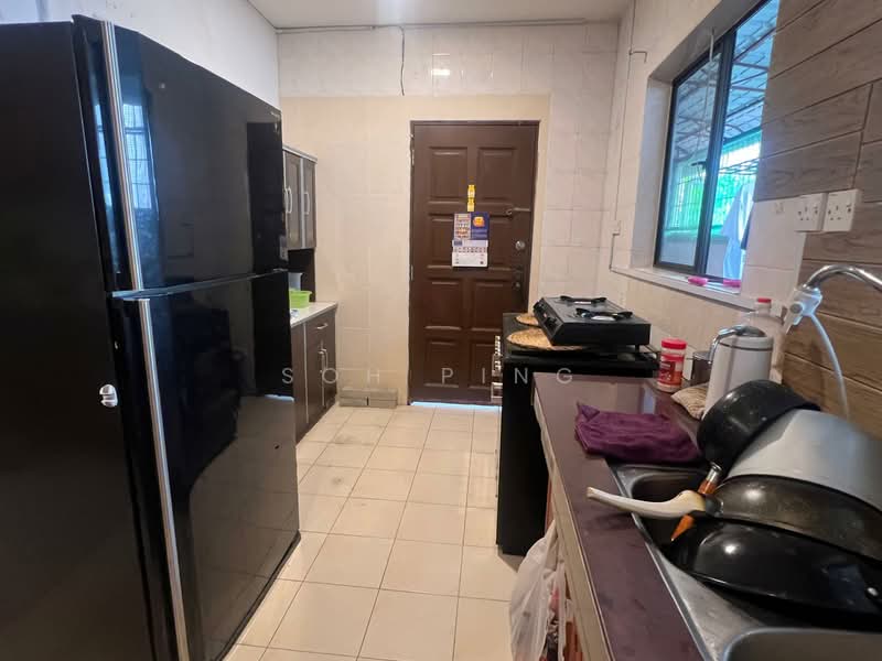2-storey Terraced House for Sale in Usj 9 (Subang Jaya) - Soh Ping - Kitchen - PropertyGuru.com.my