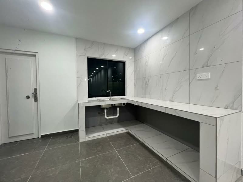 2-storey Terraced House for Sale in Taman Desa Cemerlang (Ulu Tiram) - Melinda Ee - Kitchen - PropertyGuru.com.my