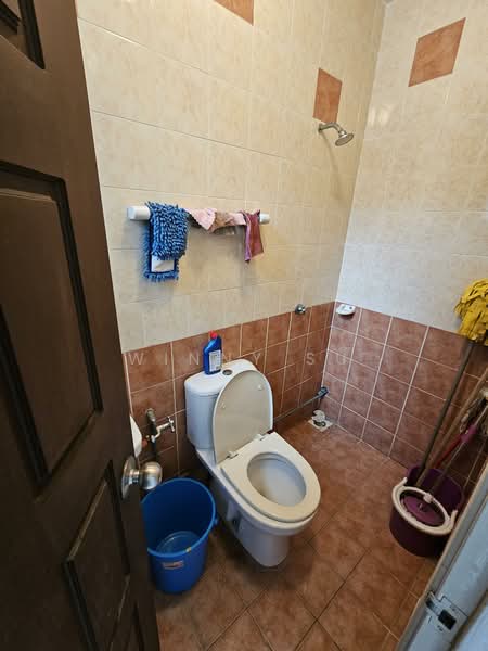Bukit Jelutong untuk Untuk Disewa - RM 3,800 /bulan, Mac 2026 - Bathroom - PropertyGuru.com.my