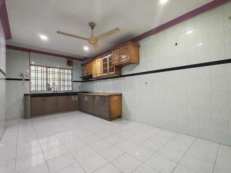 Tmn Universti Taman University untuk Untuk Dijual - RM 628,000, Mac 2026 - Kitchen - PropertyGuru.com.my