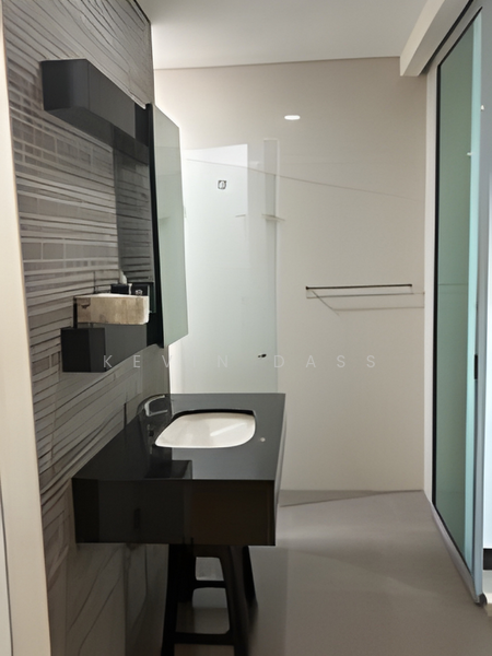 Condominium for Sale at Hampshire Residences - Kevin Dass - Bathroom - PropertyGuru.com.my