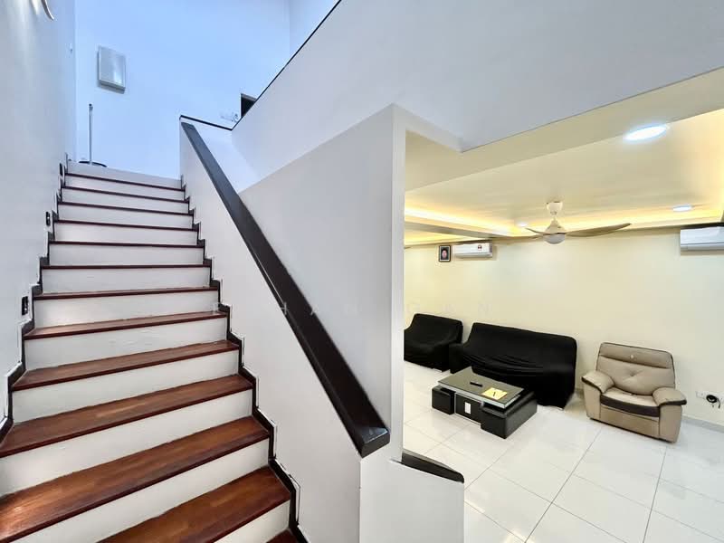 Taman Mutiara Rini untuk Untuk Dijual - RM 1,080,000, Apr 2026 - Living Room - PropertyGuru.com.my