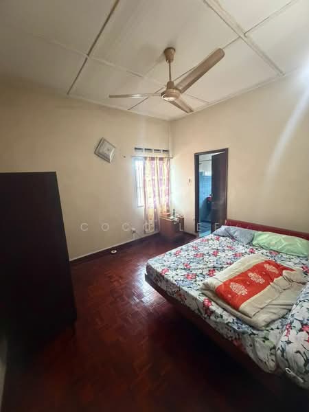 Semi-Detached House for Sale in Johor Bahru (Johor) - Coco Lee - Bedroom - PropertyGuru.com.my